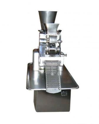 Пельменный аппарат 11-13 грамм. До 8100 пельменей в час JGL 135-5B