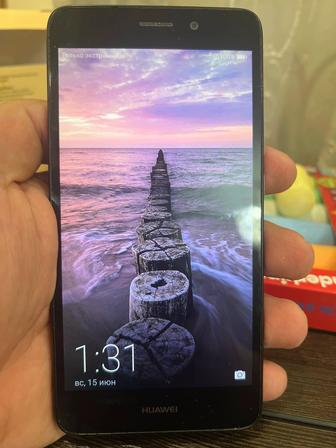 Huawei NMO L31 телефон