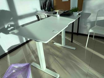 Стол компьютерный игровой