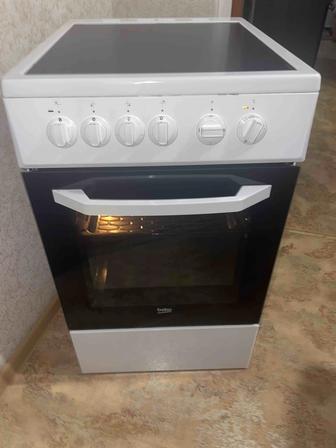 Продам стеклокерамическую плиту BEKO 55000