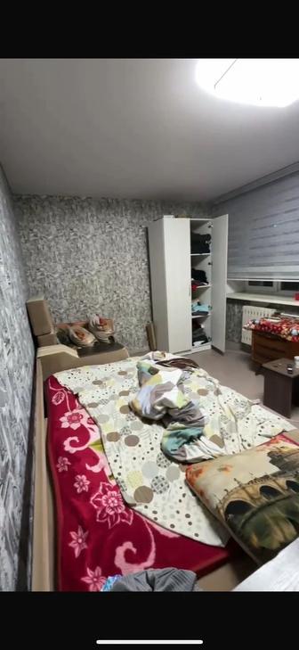 Диван, кровать , кухонный гарнитур