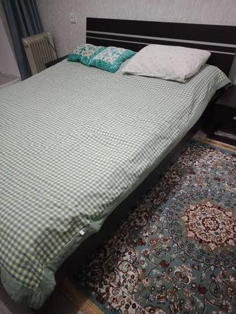 Отдам даром спальный кровать размером 200 на 160 в мкр Батыс 2.