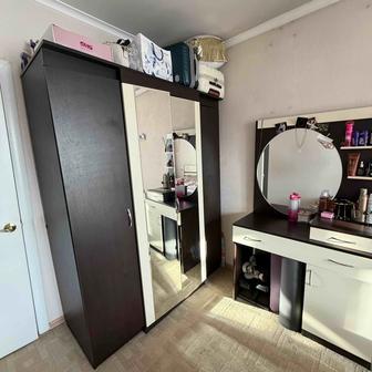 Отдам даром спальный гарнитур