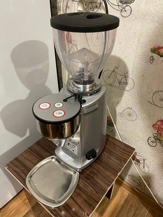 Автоматическая Кофемолка Mazzer