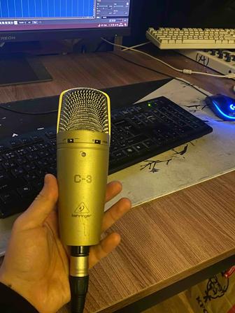 Микрофон Behringer C3