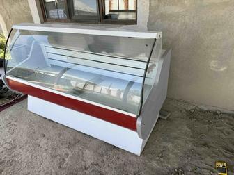 Холодильник витрина