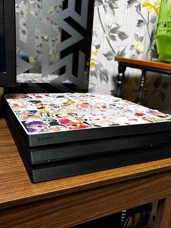 PlayStation 4 Pro 1Тб память