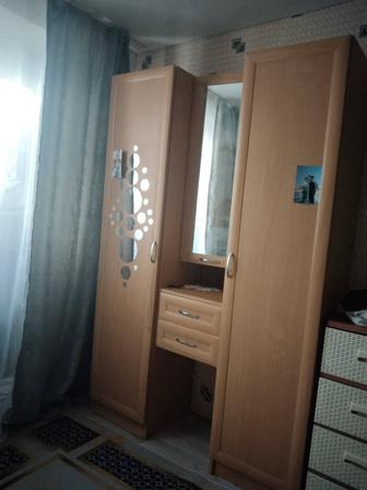 Продам шкаф-прихожая