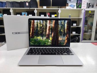 MacBook Air (M1 8 ядер, 8 Gb DDR4, 256 Gb SSD)