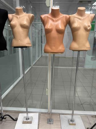 Продам манекены женские