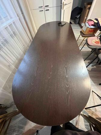 Стол для гостиной