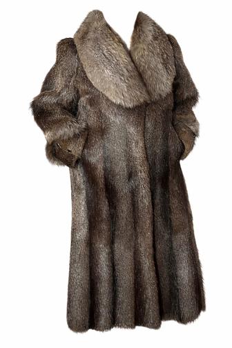 Продам шубу, натуральный мех песца