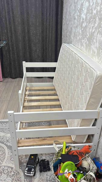 Продам детские кровати
