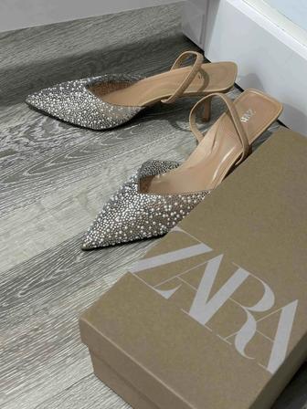 Продам туфли Zara