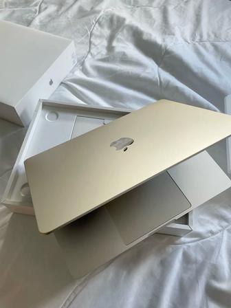 MacBook