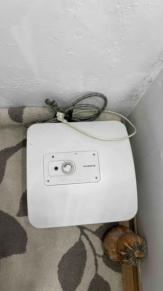 Водонагреватель Ariston/Компактный бойлер