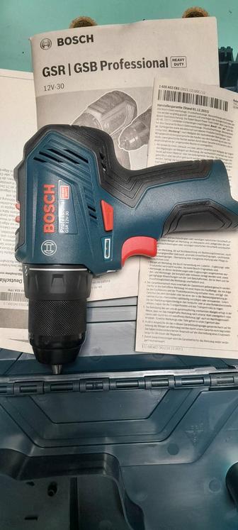 Шуруповерт Bosch GSR 12V-30