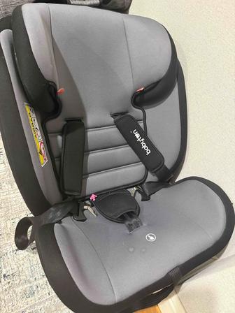 Продам автокресло