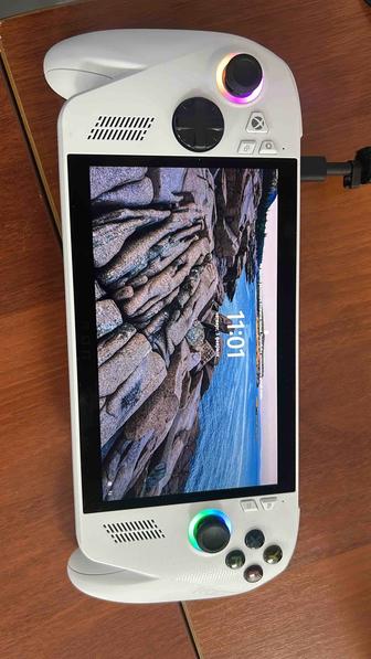 Продам Asus rog Xbox ally