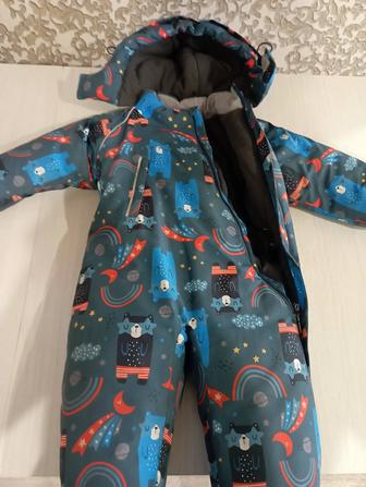 Комбинезон на мальчика зимний.