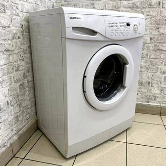 Продам стиральную машину фирмы Самсунг в идеальном состоянии 5,2кг