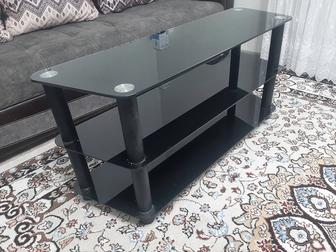 Продаю тумбу под телевизор