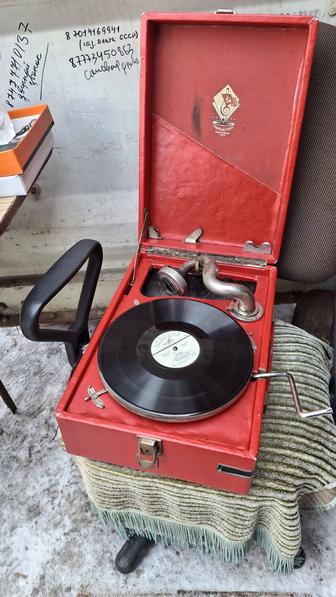 Продам патефон