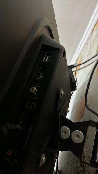 Телевизор на запчасти