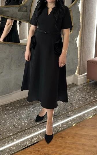 Платье черное