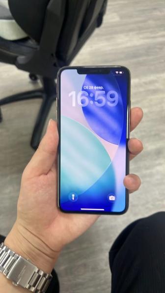 Продам iPhone 11 Pro Max 256 gold