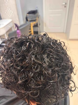 Парикмахерские услуги наращивание ресниц