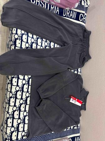 Продам спортивную двойку