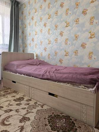 Продам кровать МДФ