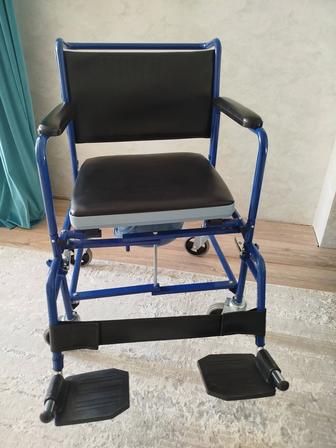 Продам Кресло-коляска с санитарным оснащением Ortonica