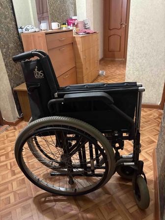 Инвалидная коляска