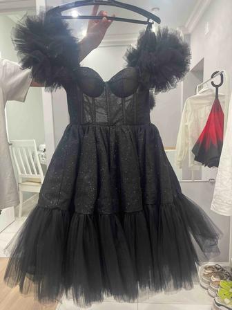 Продам платье