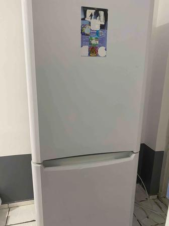 Отдам в дар холодильник