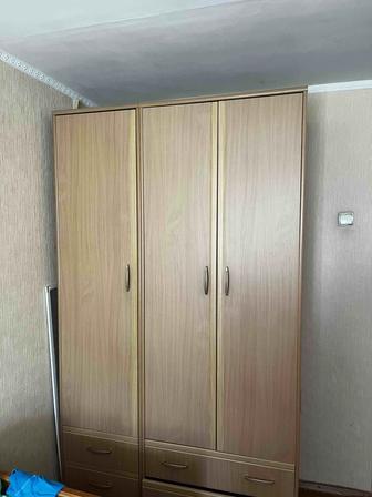 Продам шкаф в хорошем состоянии