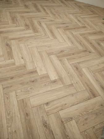 Укладка ламината и кварцвинила