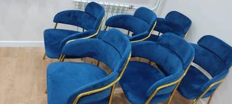 Продам 6 стульев.Состояние отличное.