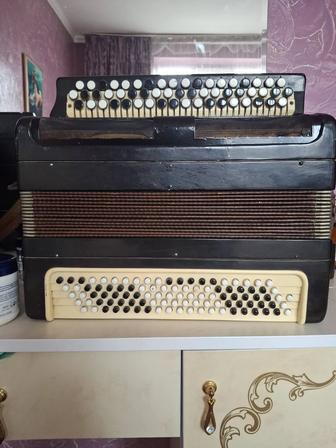 Продам баян рабочий