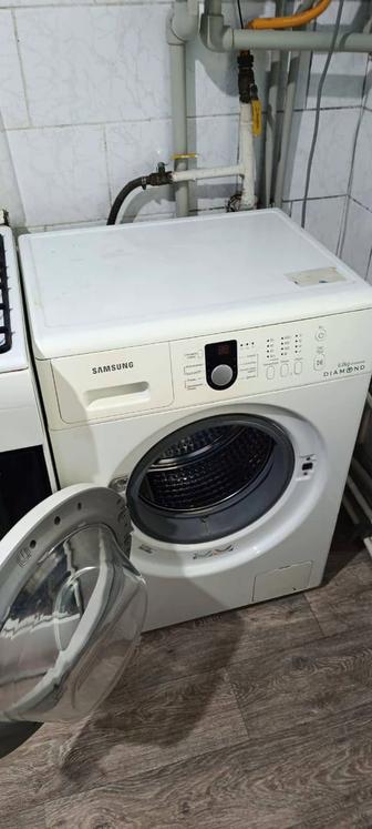 Продам стиральную машинку
