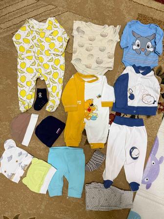 Продам пакет детских вещей