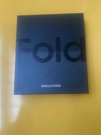 продам Самсунг Z Fold 4