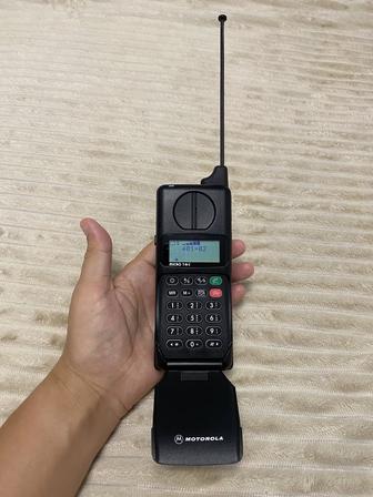 ретро Motorola MicroTAC 1994 г.