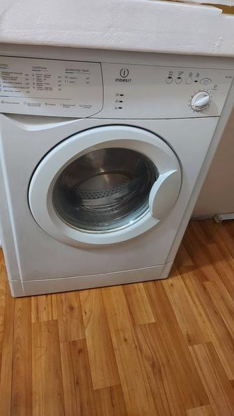 Продажа стиральной машины-автомат Indesit 3,5