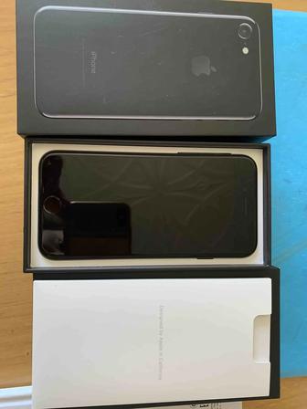 Продам iPhone 7 128 GB