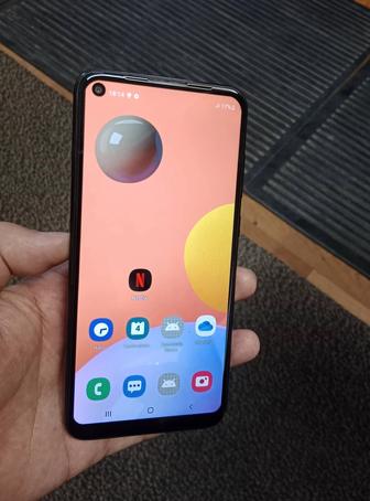 Samsung A11 в хорошем состоянии