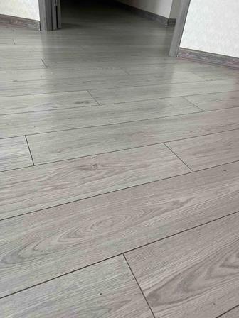 Продам ламинат 90 квадратов