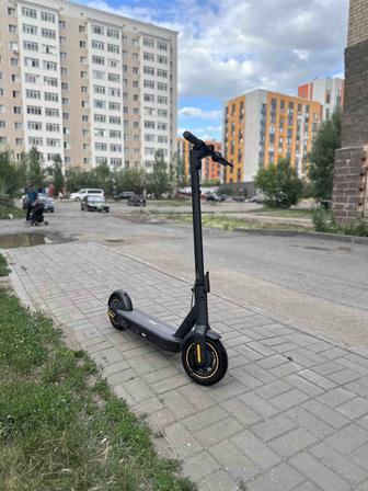 Электросамокат Ninebot KickScooter Max G30P